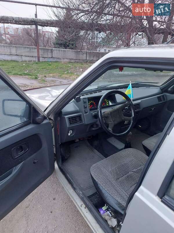 Лифтбек ЗАЗ 1103 Славута 2009 в Запорожье