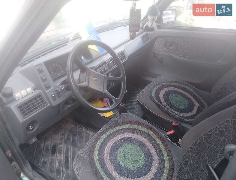 Лифтбек ЗАЗ 1103 Славута 2004 в Броварах