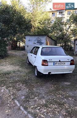 Лифтбек ЗАЗ 1103 Славута 2004 в 