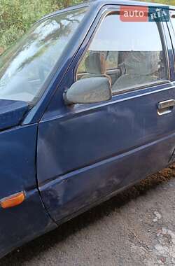Лифтбек ЗАЗ 1103 Славута 2007 в 