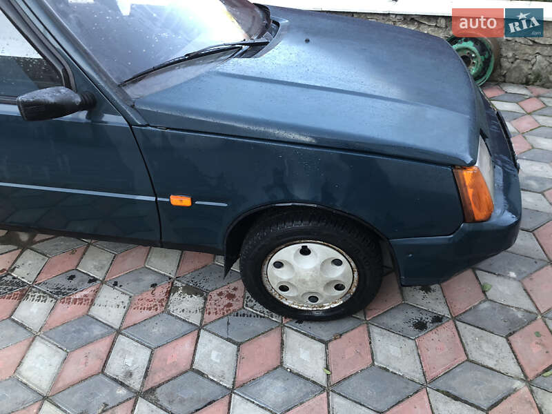 Лифтбек ЗАЗ 1103 Славута 2005 в Збараже