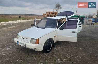 Лифтбек ЗАЗ 1103 Славута 2002 в 