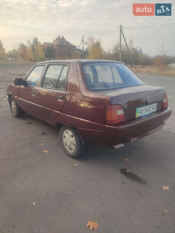 Ліфтбек ЗАЗ 1103 Славута 2006 в Харкові