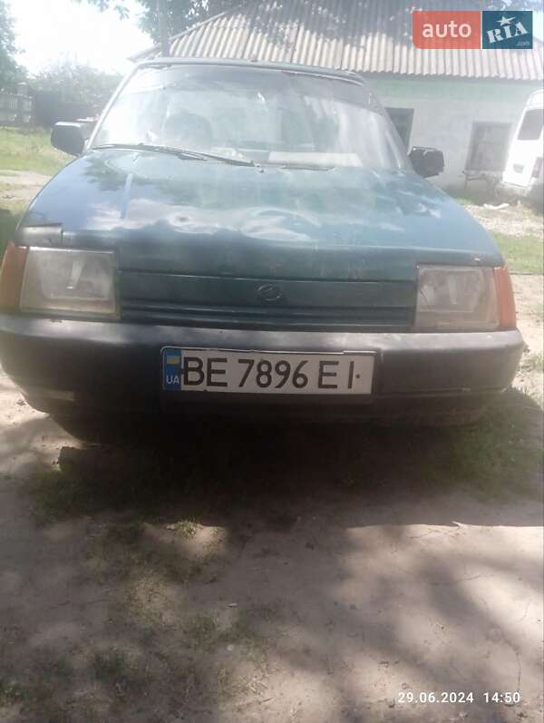 Лифтбек ЗАЗ 1103 Славута 2004 в Кривом Озере