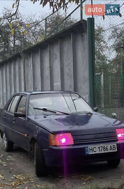 Лифтбек ЗАЗ 1103 Славута 2003 в 