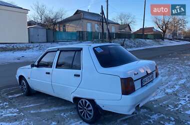 Лифтбек ЗАЗ 1103 Славута 2003 в 