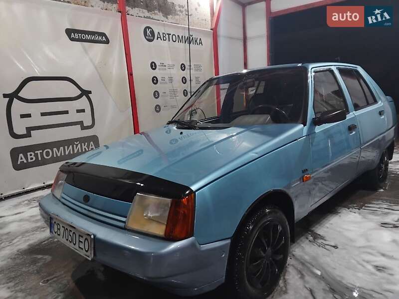 Лифтбек ЗАЗ 1103 Славута 2003 в 