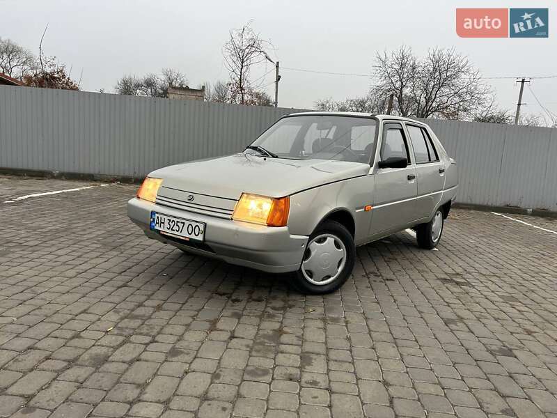 Лифтбек ЗАЗ 1103 Славута 2006 в Козельщине