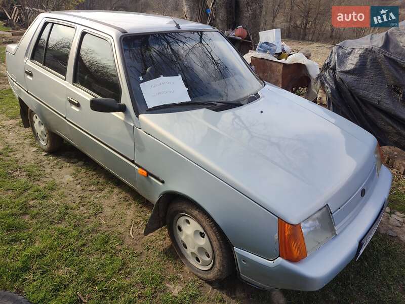 Лифтбек ЗАЗ 1103 Славута 2004 в Летичеве фото 2 Лифтбек ЗАЗ 1103 Славута 2004 в Летичеве