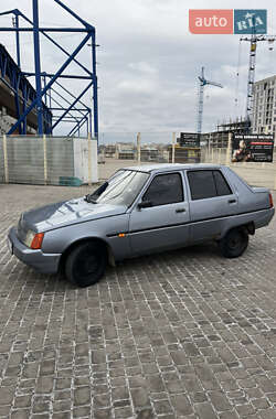 Лифтбек ЗАЗ 1103 Славута 2008 в 