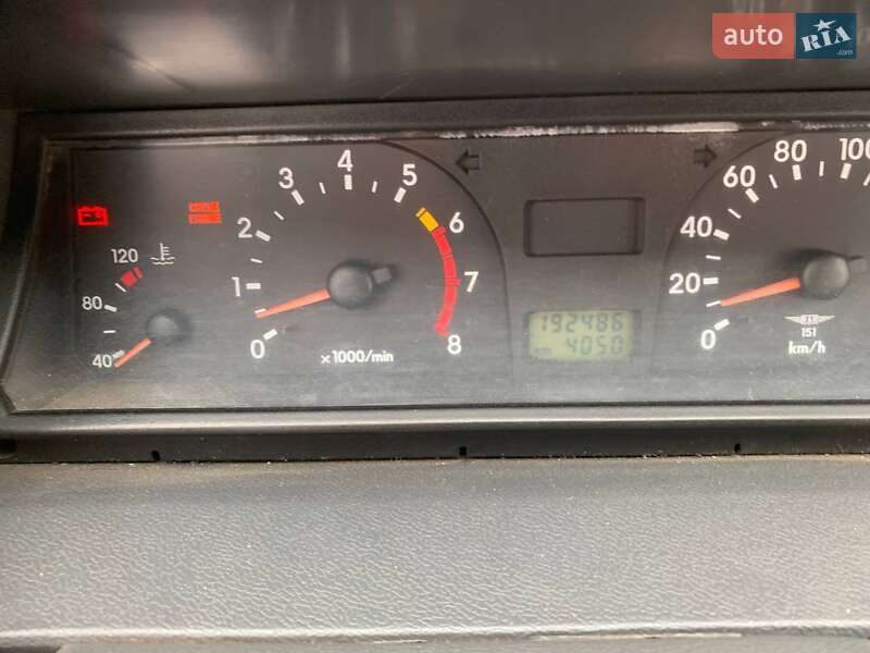 Лифтбек ЗАЗ 1103 Славута 2006 в Помошной