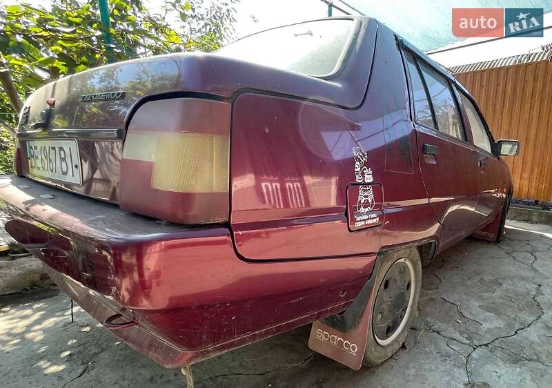 Ліфтбек ЗАЗ 1103 Славута 2001 в Сараті