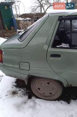 Лифтбек ЗАЗ 1103 Славута 2010 в 