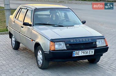 Ліфтбек ЗАЗ 1103 Славута 2008 в 
