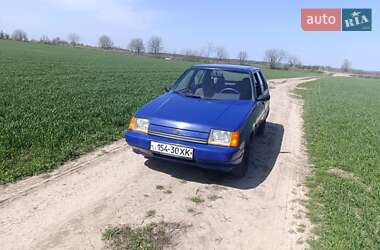 Лифтбек ЗАЗ 1103 Славута 2000 в 