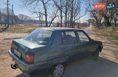 Лифтбек ЗАЗ 1103 Славута 2006 в 