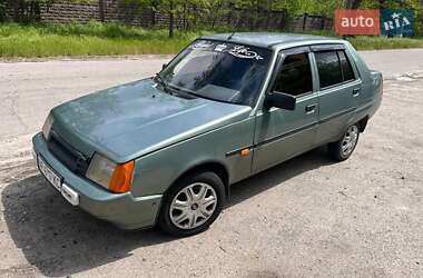 Лифтбек ЗАЗ 1103 Славута 2006 в 