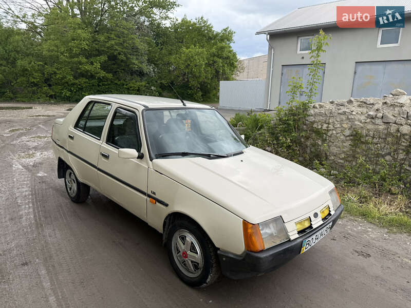 ЗАЗ 1103 Славута 2003
