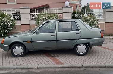 Лифтбек ЗАЗ 1103 Славута 2006 в 