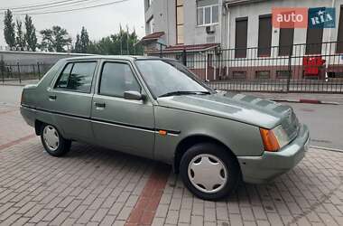 Лифтбек ЗАЗ 1103 Славута 2006 в 