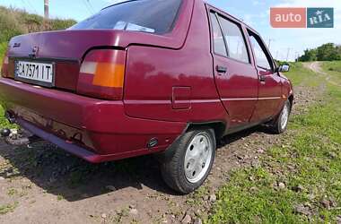 Лифтбек ЗАЗ 1103 Славута 2004 в 
