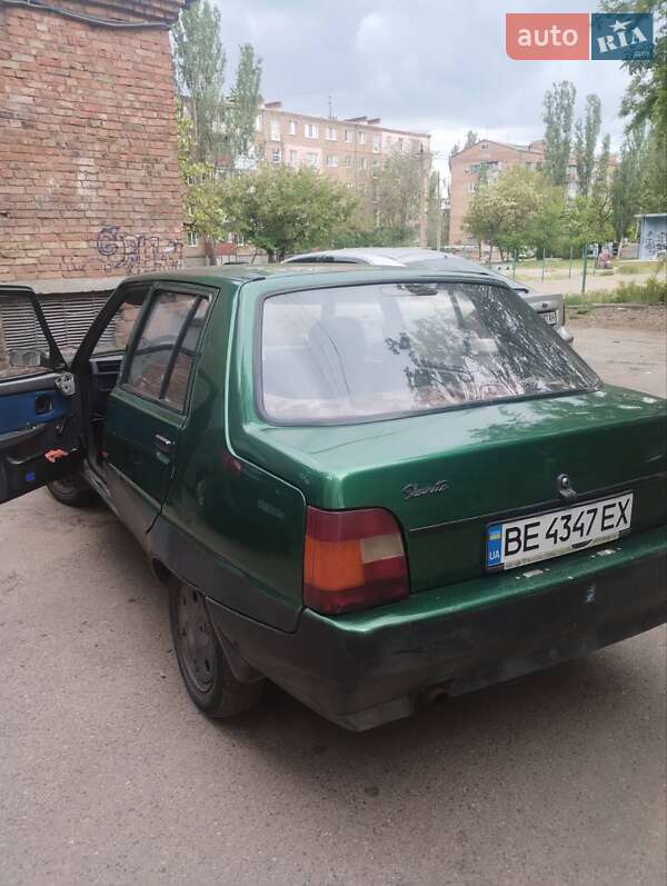Лифтбек ЗАЗ 1103 Славута 2003 в Николаеве
