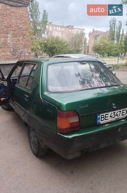 Лифтбек ЗАЗ 1103 Славута 2003 в 