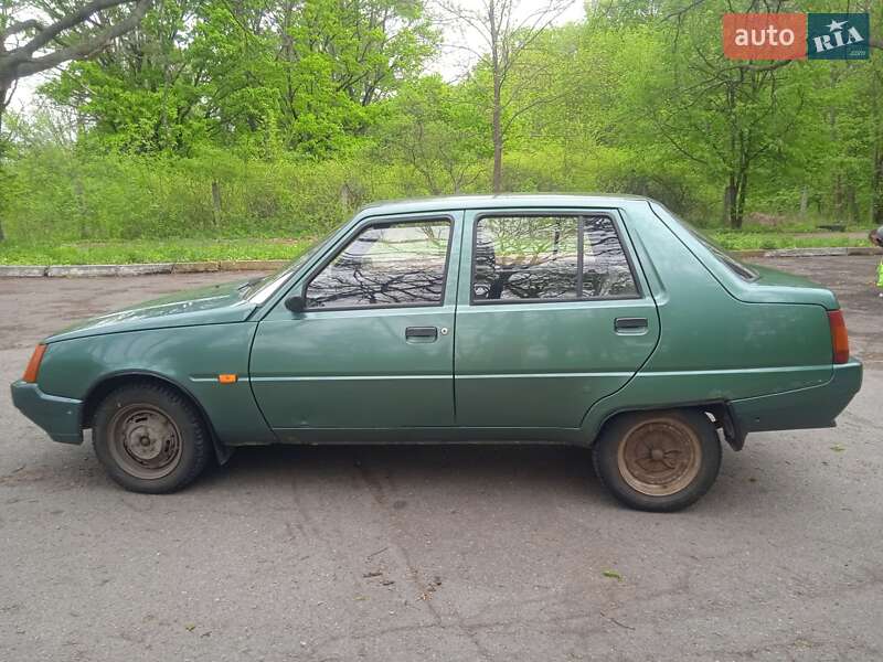 Ліфтбек ЗАЗ 1103 Славута 2007 в Полтаві фото 11 Ліфтбек ЗАЗ 1103 Славута 2007 в Полтаві