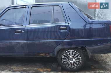Лифтбек ЗАЗ 1103 Славута 2008 в 