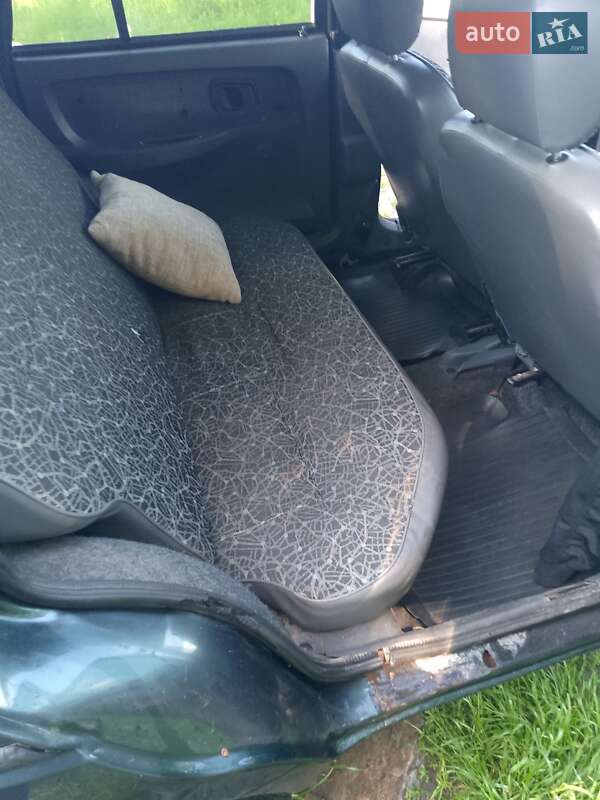 Ліфтбек ЗАЗ 1103 Славута 2005 в Житомирі