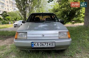 Лифтбек ЗАЗ 1103 Славута 2004 в 