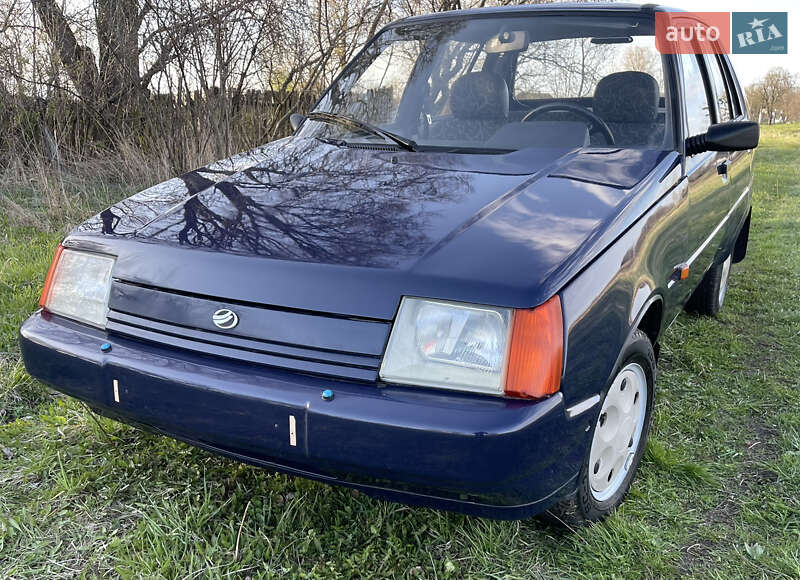 Лифтбек ЗАЗ 1103 Славута 2010 в Славуте