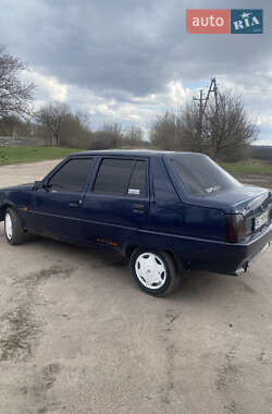 Лифтбек ЗАЗ 1103 Славута 2005 в 