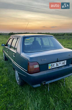 Лифтбек ЗАЗ 1103 Славута 2005 в 