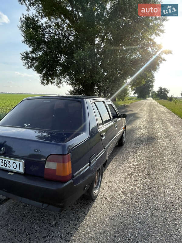Лифтбек ЗАЗ 1103 Славута 2004 в Ставище