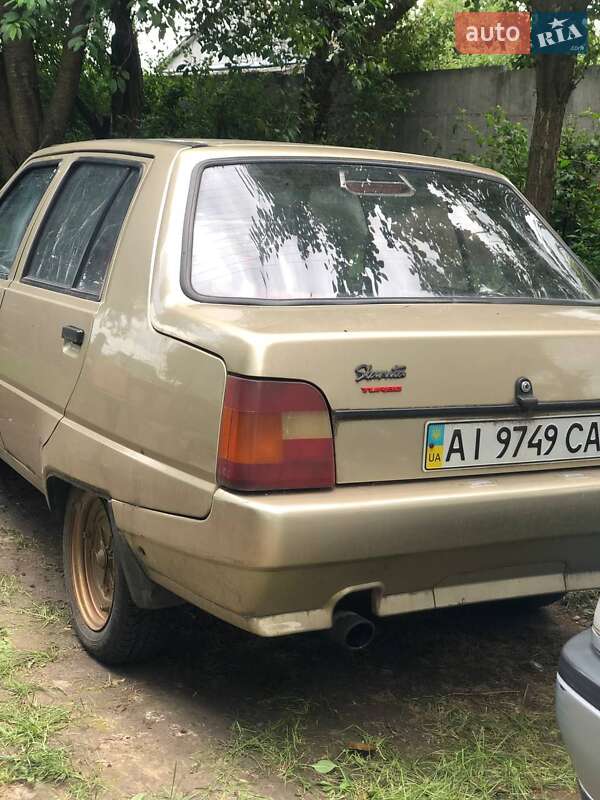 Лифтбек ЗАЗ 1103 Славута 2002 в Киеве