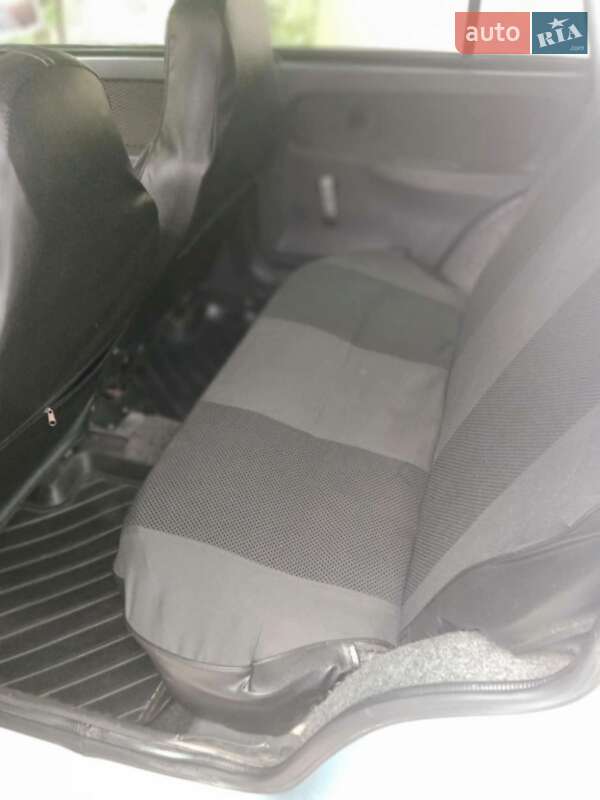 Ліфтбек ЗАЗ 1103 Славута 2004 в Олександрії фото 13 Ліфтбек ЗАЗ 1103 Славута 2004 в Олександрії