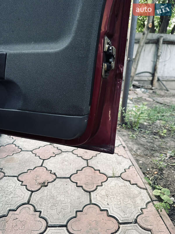Лифтбек ЗАЗ 1103 Славута 2000 в Терновке