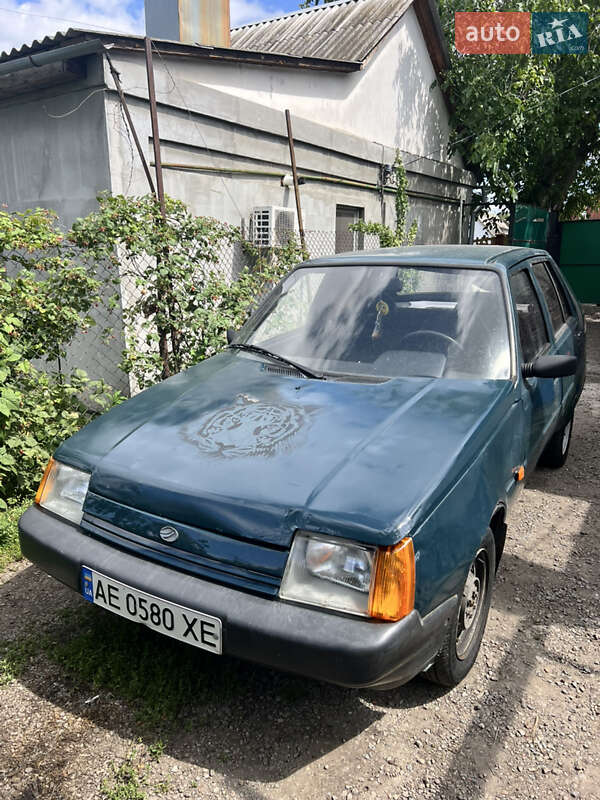 Лифтбек ЗАЗ 1103 Славута 2005 в 