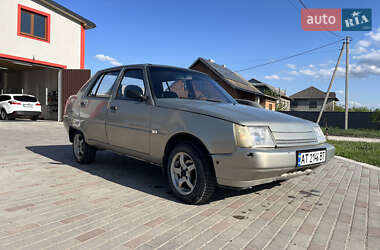 Лифтбек ЗАЗ 1103 Славута 2009 в Городенке