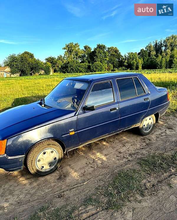 ЗАЗ 1103 Славута 2004