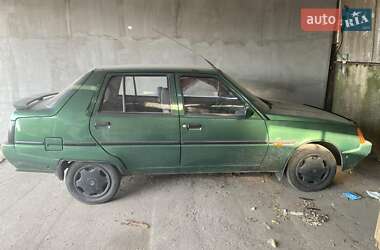 Лифтбек ЗАЗ 1103 Славута 2002 в Ровно