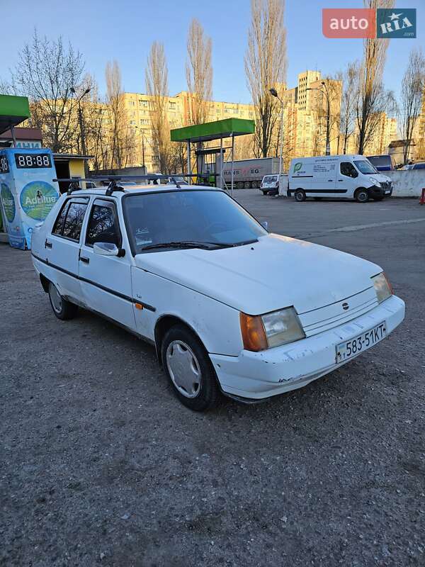 ЗАЗ 1103 Славута 2004