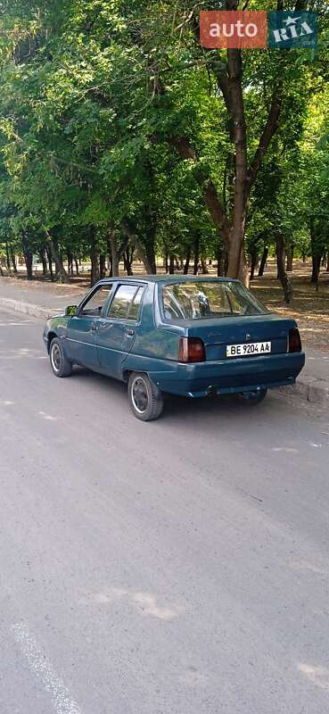 Лифтбек ЗАЗ 1103 Славута 2004 в Первомайске