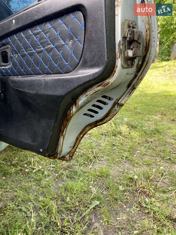 Ліфтбек ЗАЗ 1103 Славута 2004 в Чернігові