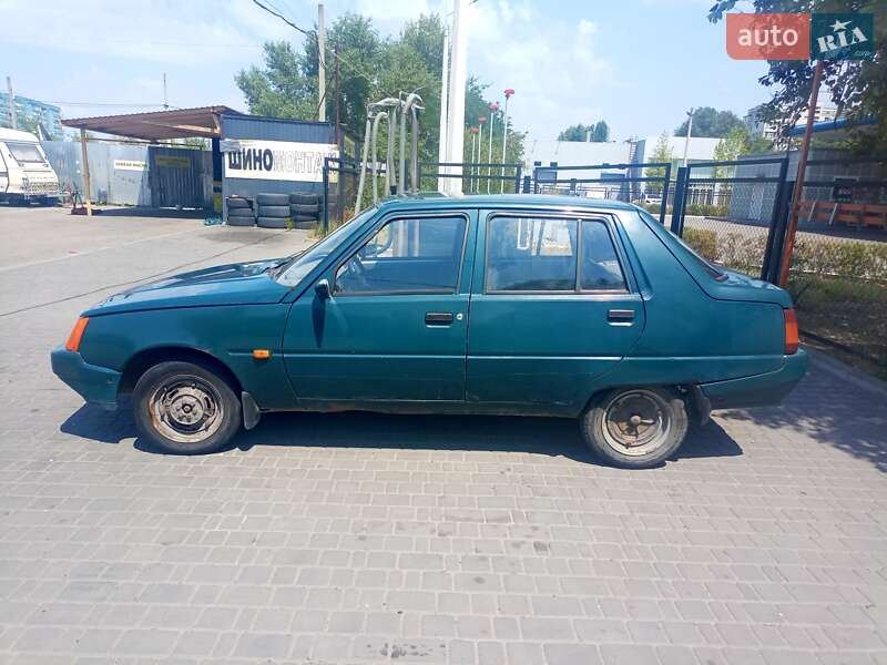 ЗАЗ 1103 Славута 2005