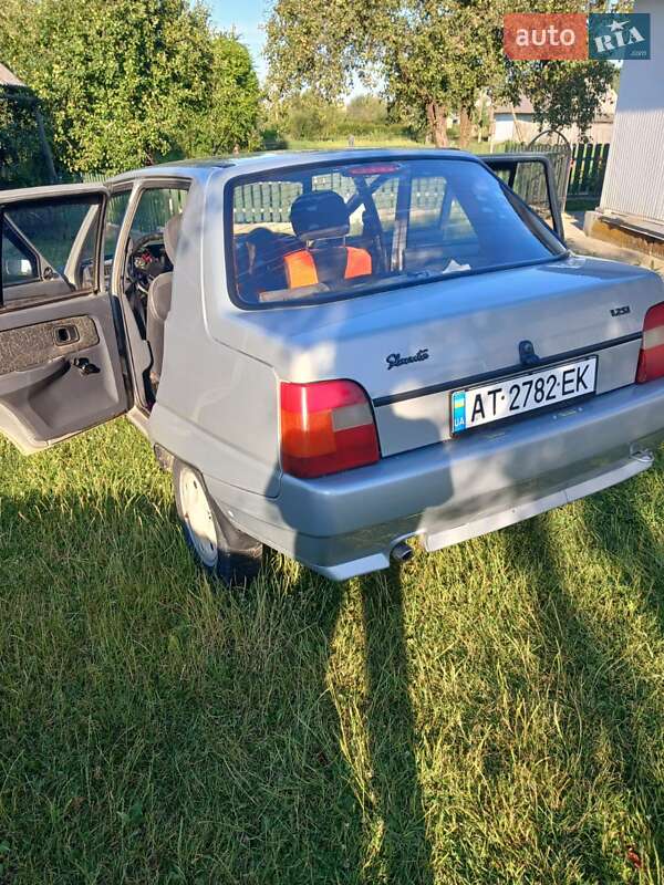Лифтбек ЗАЗ 1103 Славута 2007 в Калуше