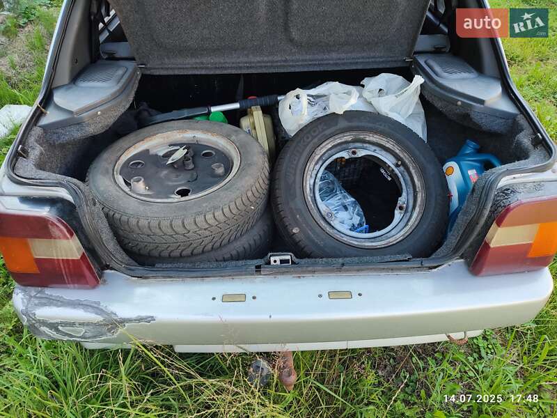 Лифтбек ЗАЗ 1103 Славута 2004 в Львове