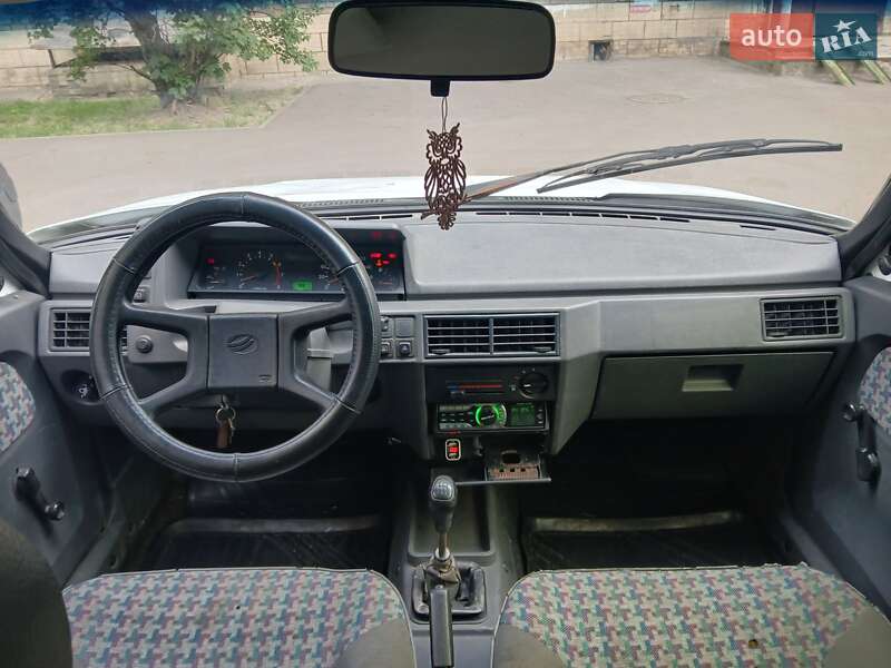 Лифтбек ЗАЗ 1103 Славута 2003 в Киеве фото 14 Лифтбек ЗАЗ 1103 Славута 2003 в Киеве