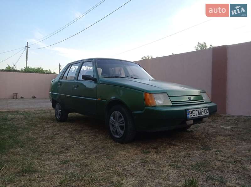 Ліфтбек ЗАЗ 1103 Славута 2003 в Миколаєві